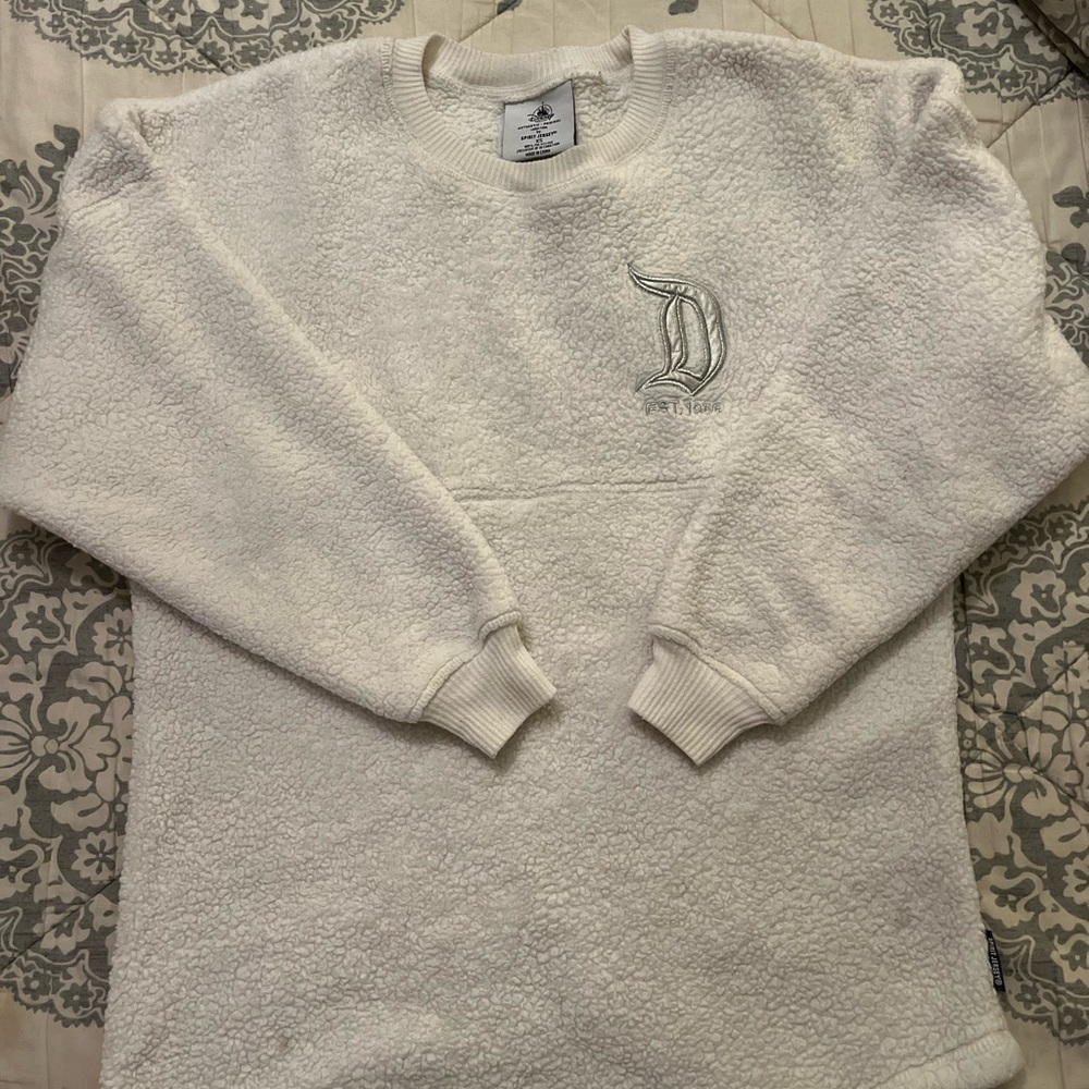 Disneyland white crew fleece